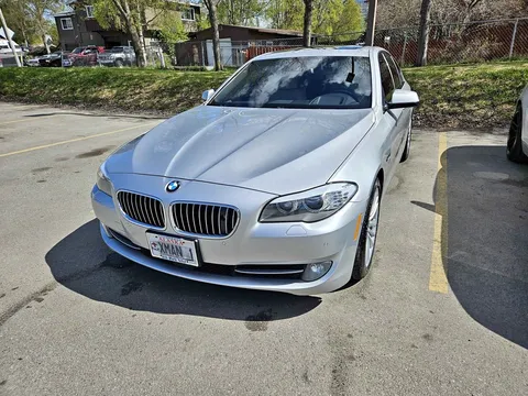 2012 BMW 5 Series 550i Gran Turismo xDrive