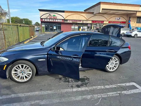 2012 BMW 5 Series 550i Sedan 4D