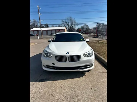 2012 BMW 5-Series Gran Turismo