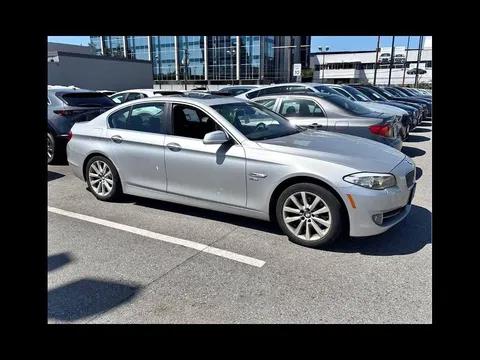 2012 BMW 528i xDrive Sedan