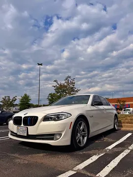2012 BMW 5 Series 528i