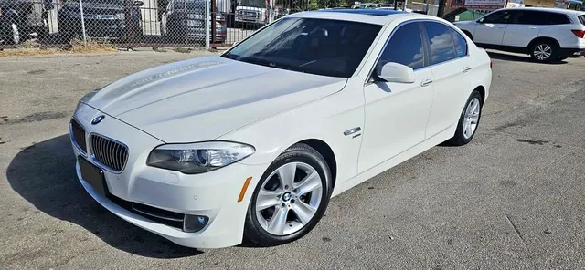 2012 BMW 528i xDrive Sedan