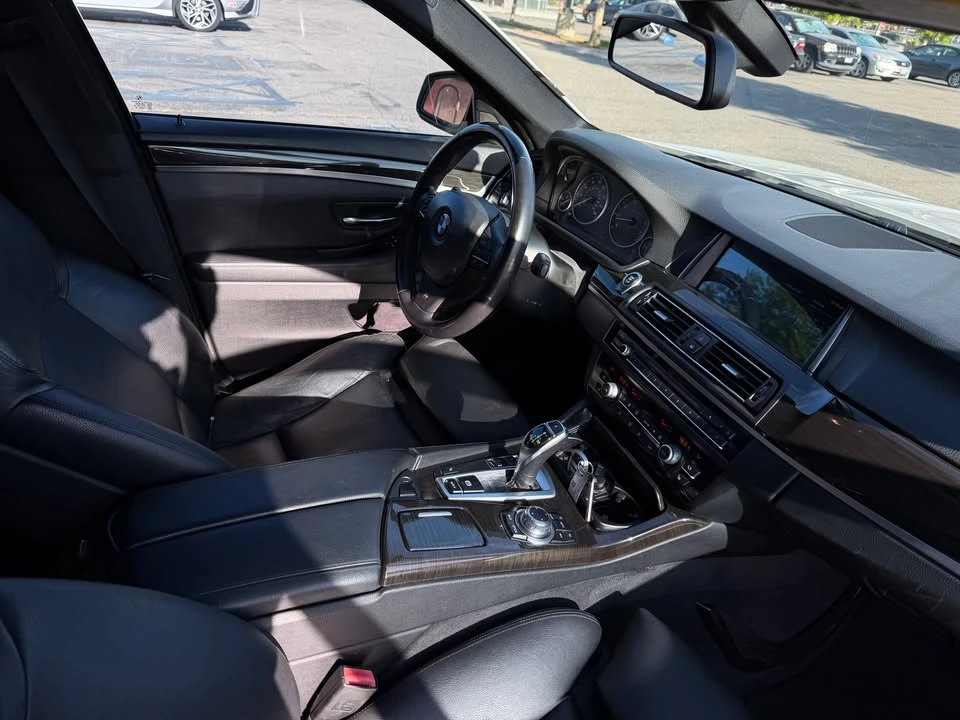 2012 BMW M5 - Image 7 of 11