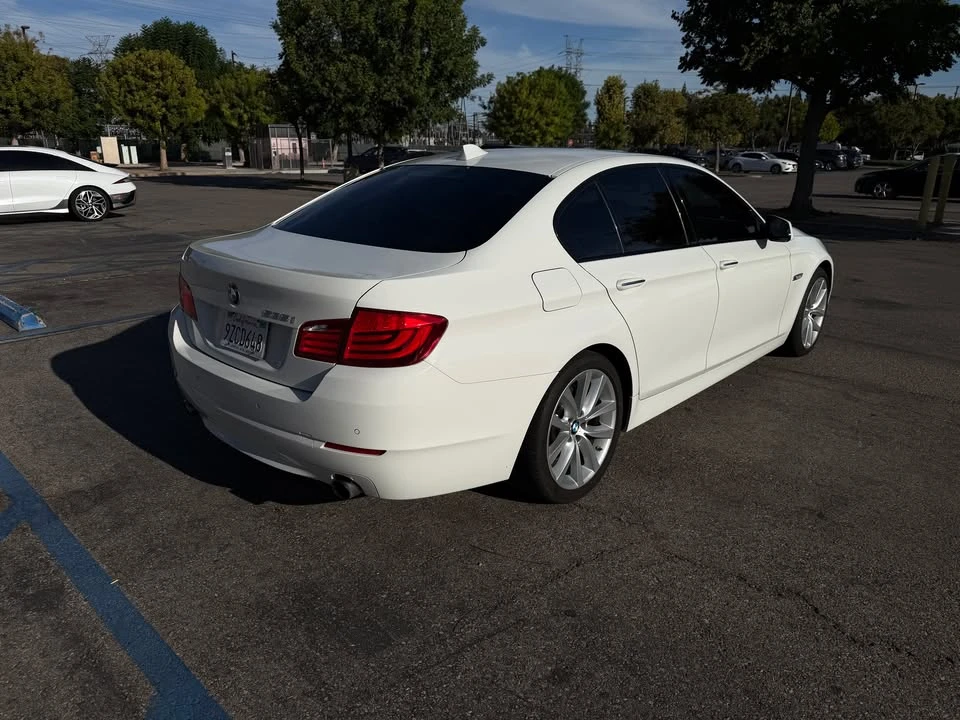 2012 BMW M5 - Image 5 of 11