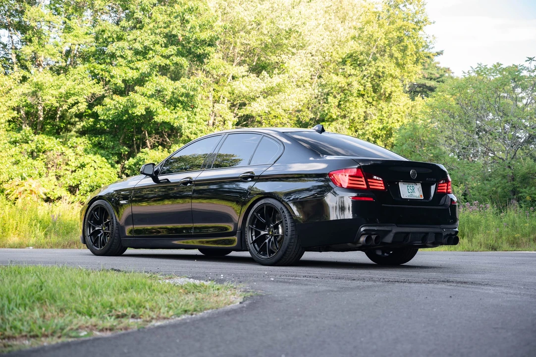 2012 BMW F10 5 Series Sedan - Image 16 of 31