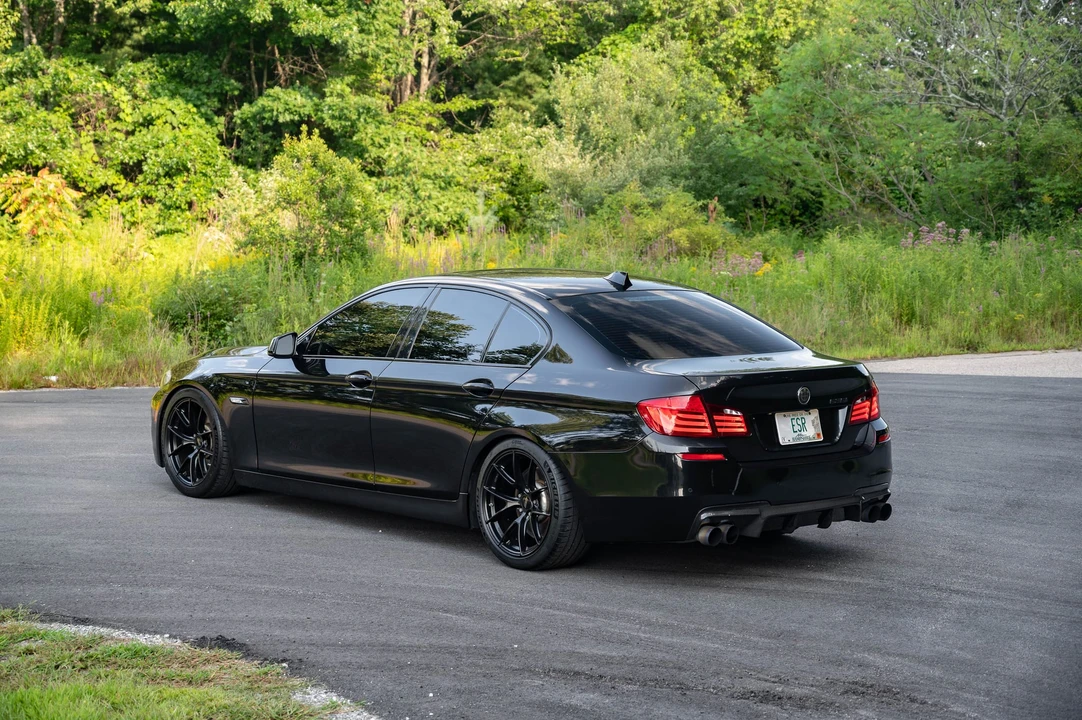 2012 BMW F10 5 Series Sedan - Image 15 of 31