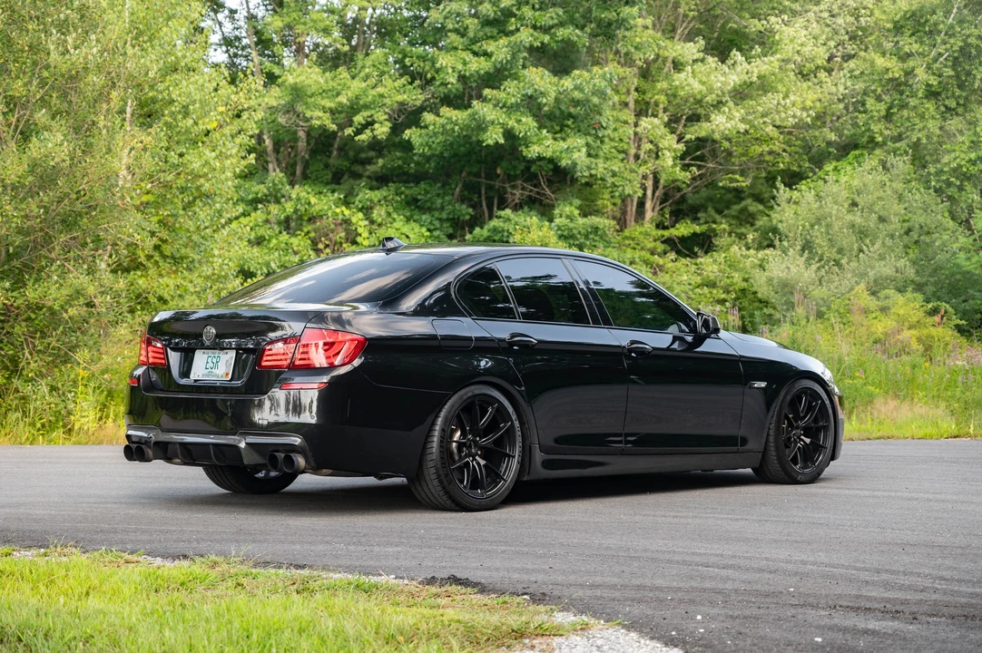 2012 BMW F10 5 Series Sedan - Image 11 of 31