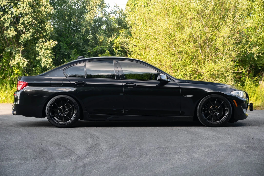 2012 BMW F10 5 Series Sedan - Image 9 of 31