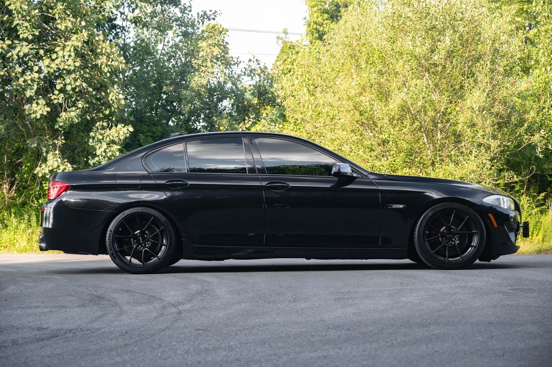 2012 BMW F10 5 Series Sedan - Image 8 of 31