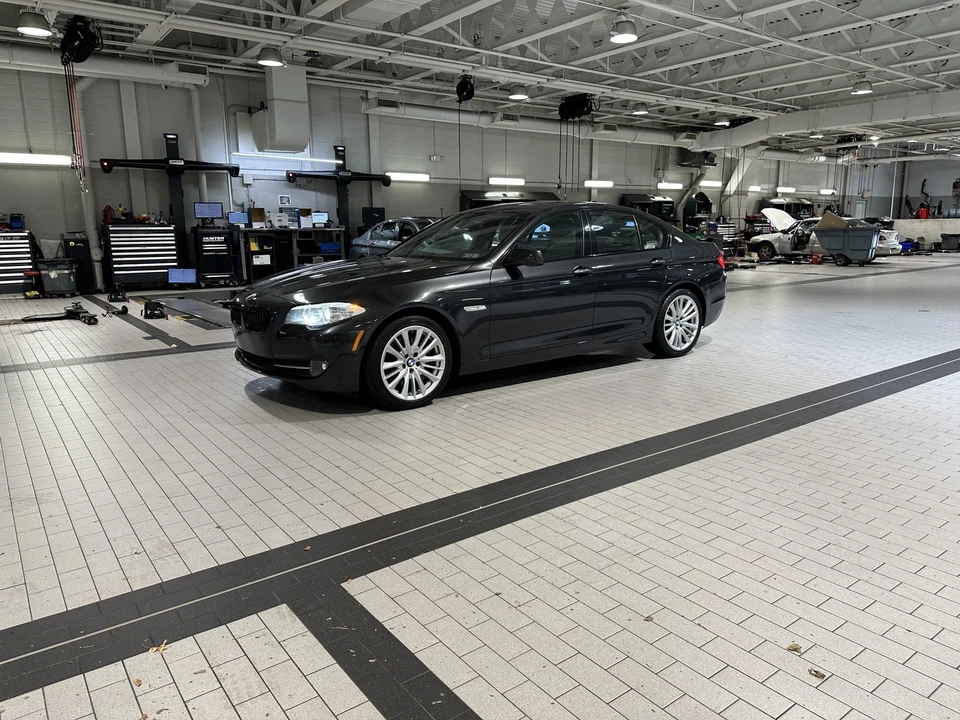 2012 BMW F10 550i & M550d Sedan - Image 29 of 31
