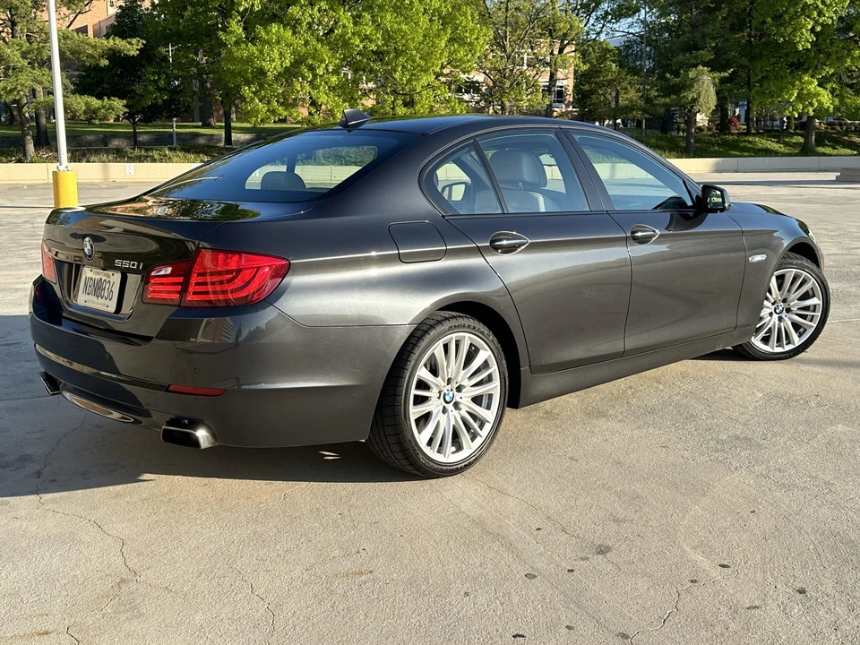 2012 BMW F10 550i & M550d Sedan - Image 15 of 31