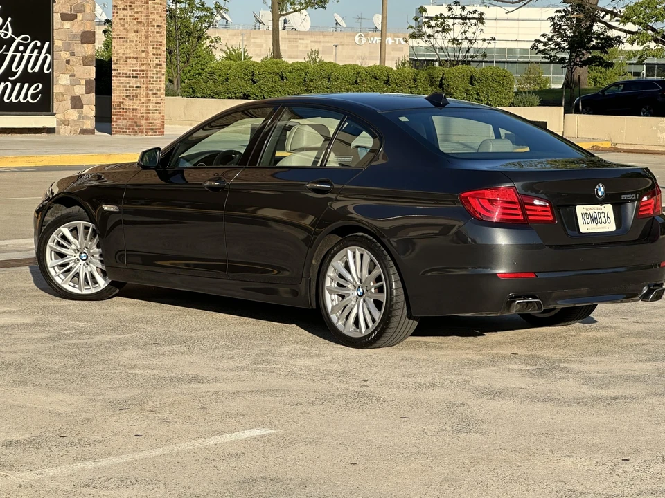 2012 BMW F10 550i & M550d Sedan - Image 20 of 31