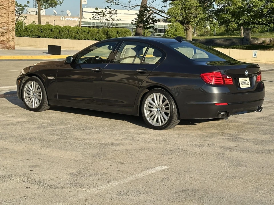 2012 BMW F10 550i & M550d Sedan - Image 22 of 31