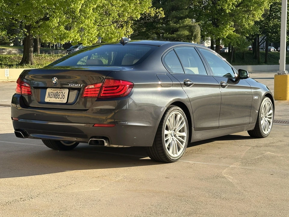2012 BMW F10 550i & M550d Sedan - Image 16 of 31