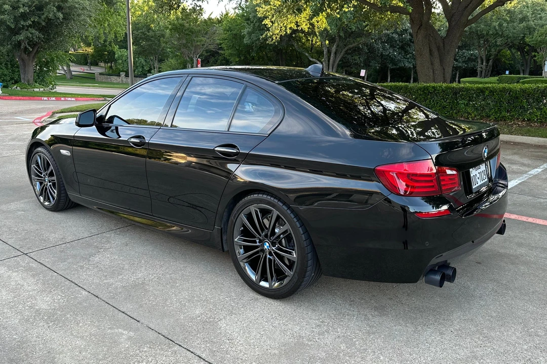 2012 BMW F10 550i & M550d Sedan - Image 4 of 31