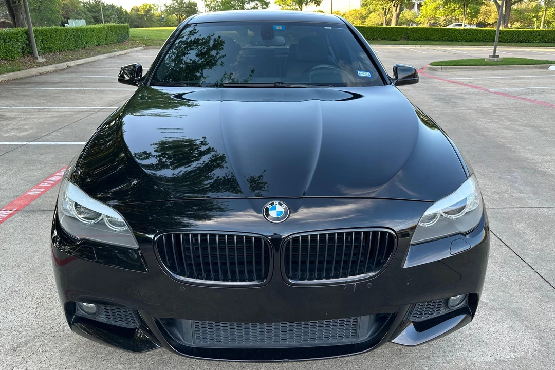 2012 BMW F10 550i & M550d Sedan - Image 2 of 31