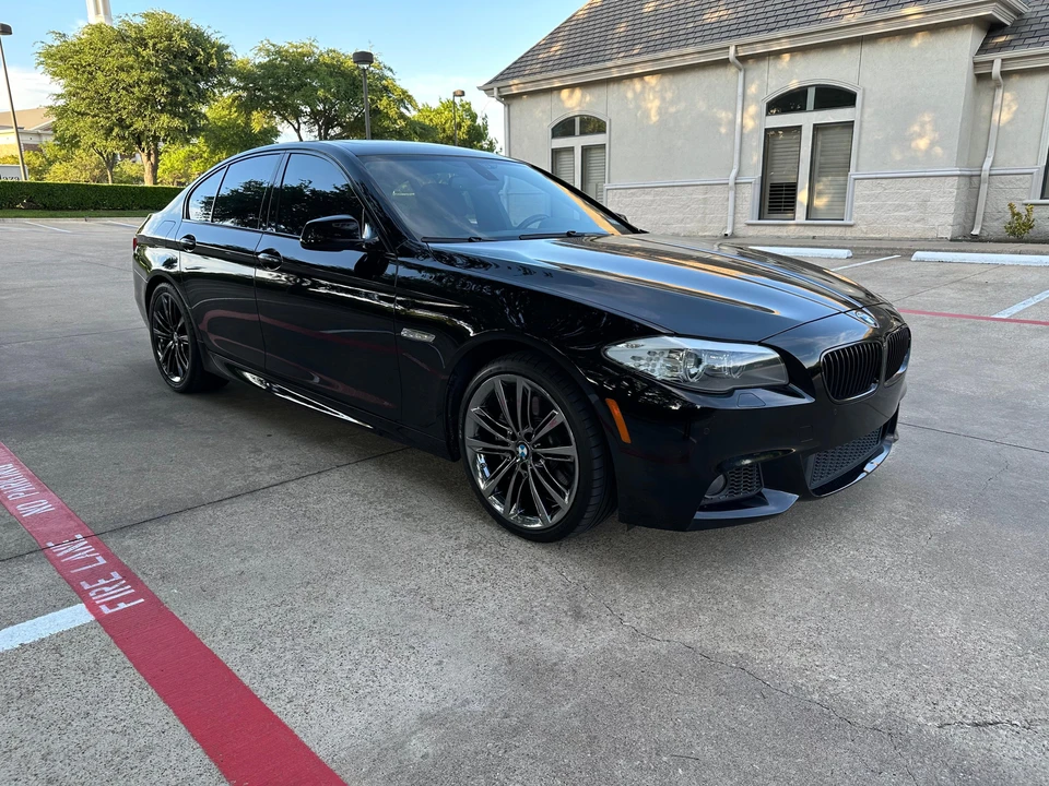 2012 BMW F10 550i & M550d Sedan - Image 9 of 31