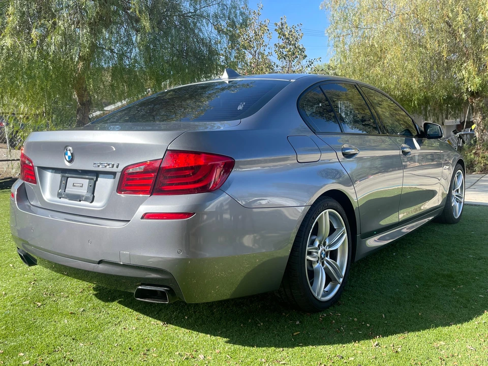 2012 BMW F10 550i & M550d Sedan - Image 12 of 31