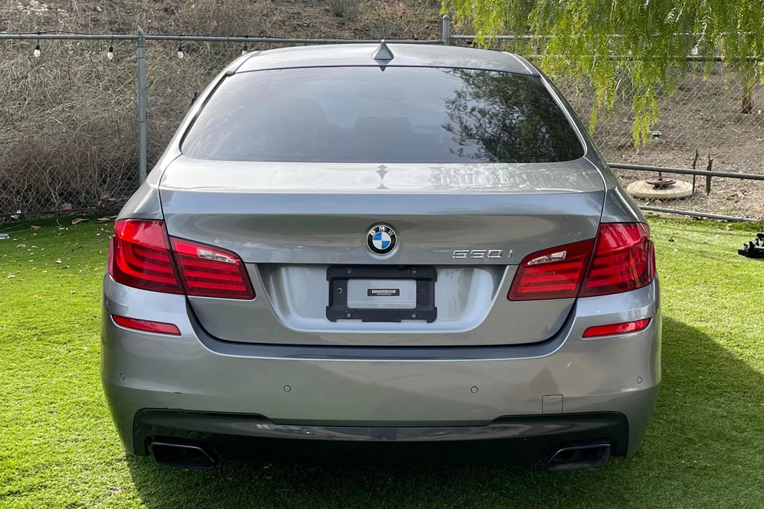 2012 BMW F10 550i & M550d Sedan - Image 5 of 31