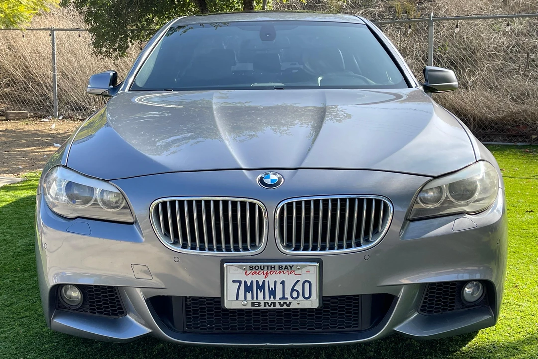 2012 BMW F10 550i & M550d Sedan - Image 2 of 31