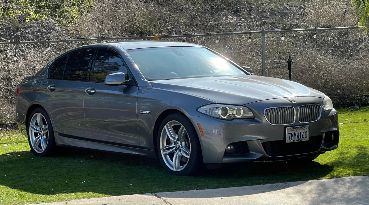 2012 BMW F10 550i & M550d Sedan - Image 15 of 31