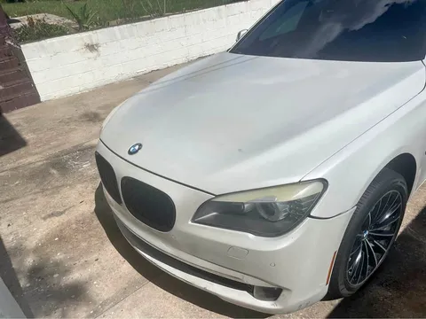 2012 BMW 7 Series 740i Sedan 4D