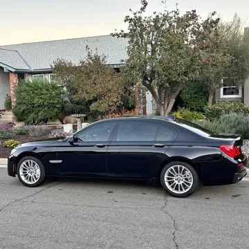 2012 BMW 750Li