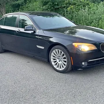 2012 BMW 7 Series 750Li Sedan 4D