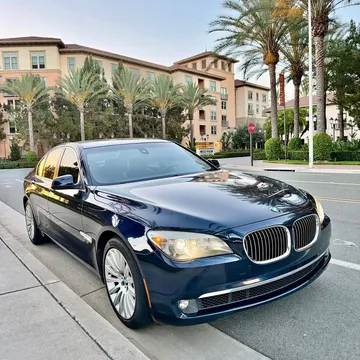 2012 BMW 7 Series 750i Sedan 4D