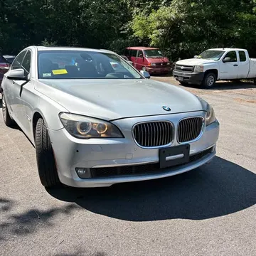 2012 BMW 750i xDrive Sedan 4D