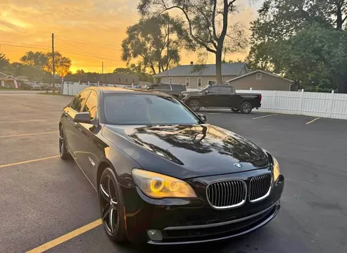 2012 BMW 750i xDrive Sedan 4D