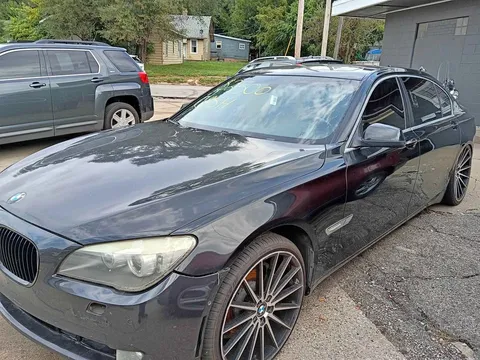 2012 BMW 7 Series Sedan