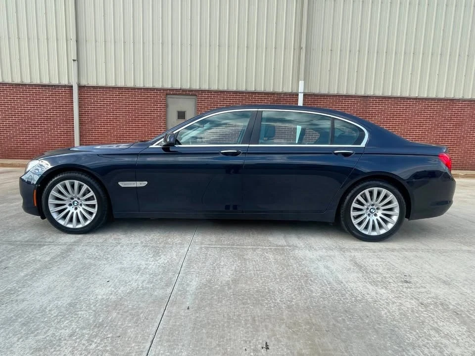 2012 BMW Alpina B7 - Image 4 of 17
