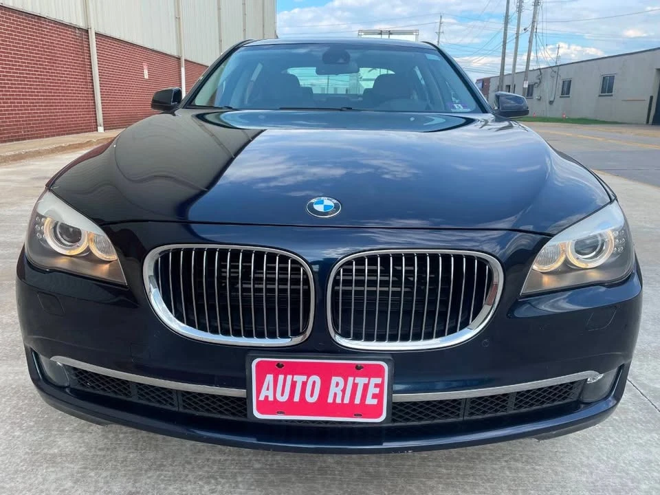 2012 BMW Alpina B7 - Image 2 of 17