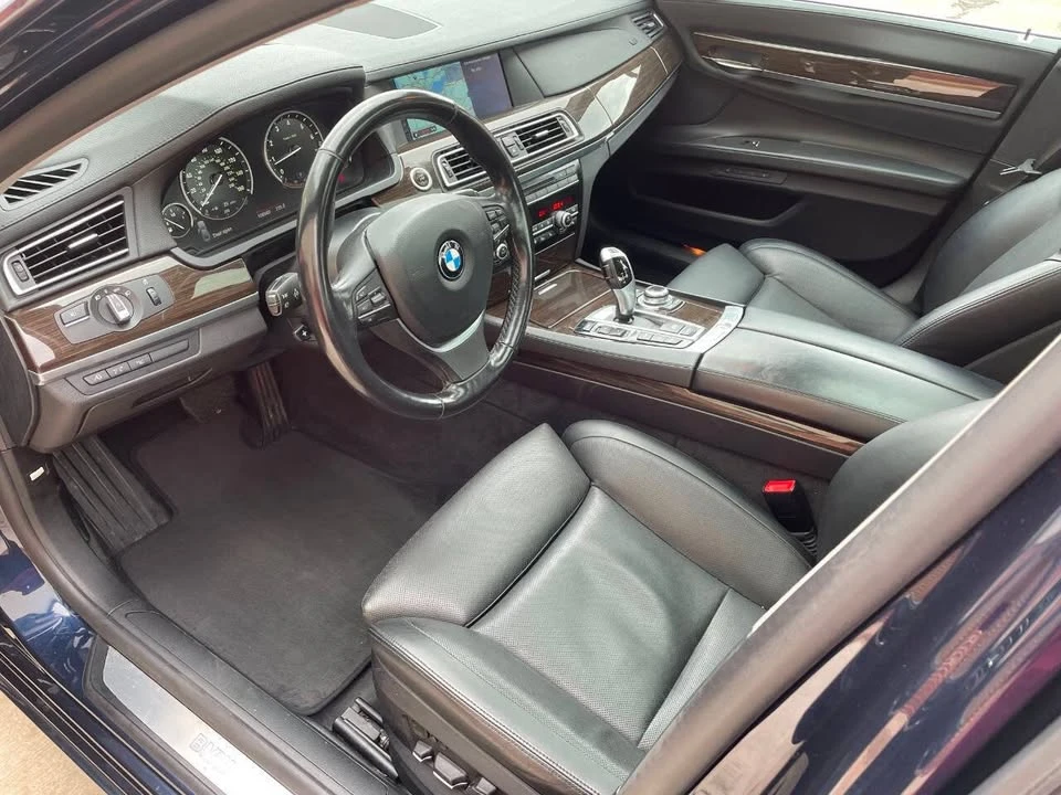 2012 BMW Alpina B7 - Image 15 of 17