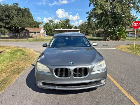 2012 BMW 740Li Sedan