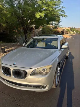 2012 BMW 7 Series 740i Sedan