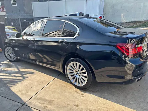 2012 BMW 750Li Sedan