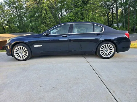 2012 BMW 750Li xDrive Sedan