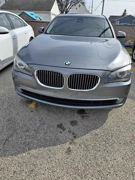 2012 BMW 750i Sedan