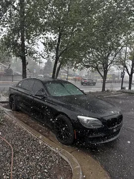 2012 BMW 750i Sedan