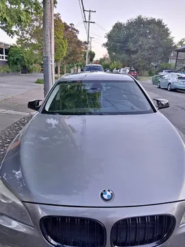 2012 BMW 750i Sedan