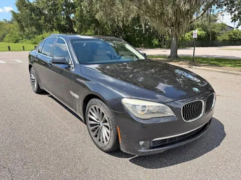 2012 BMW 740i