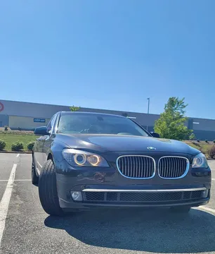 2012 BMW 740i