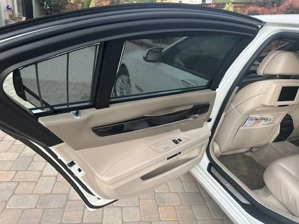 2012 BMW Alpina B7 - Image 18 of 21