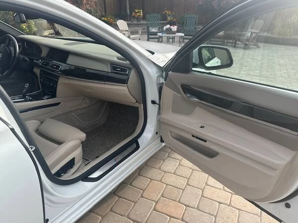 2012 BMW Alpina B7 - Image 5 of 21