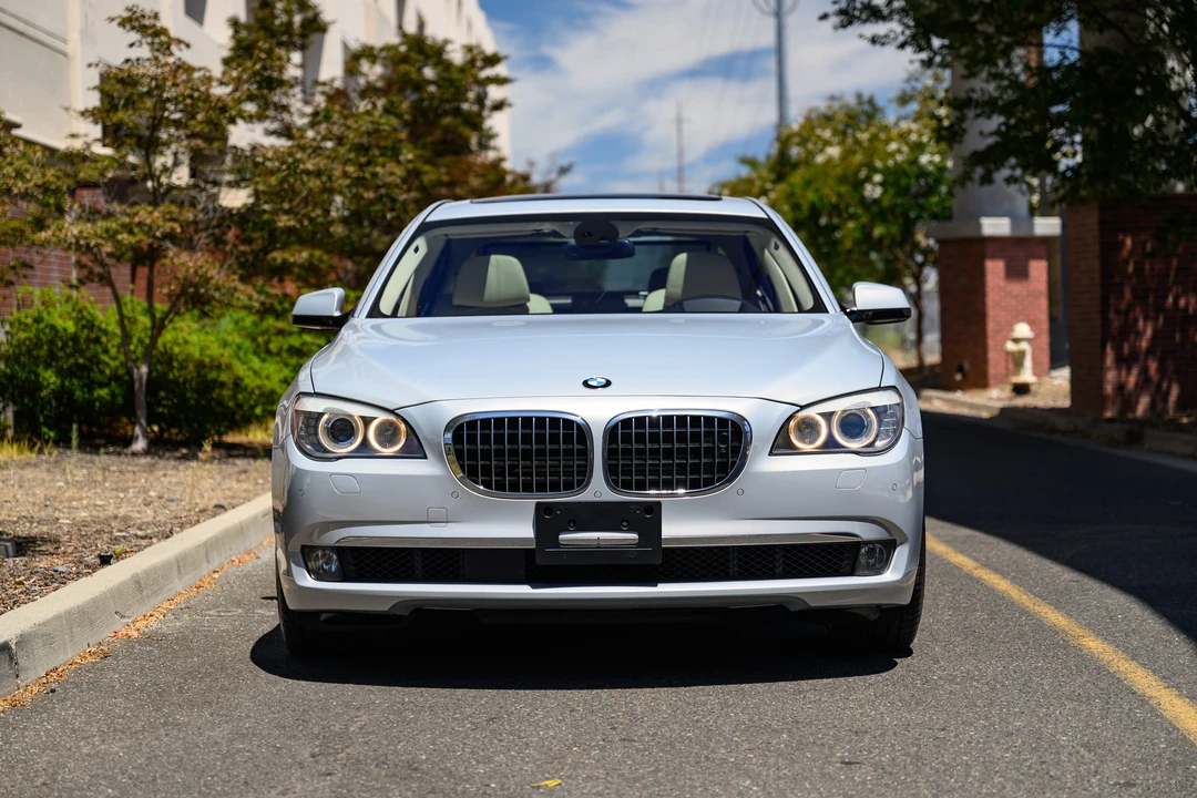 2012 BMW F01/F02 750i & 760Li Sedan - Image 4 of 31