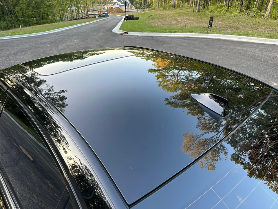 2012 BMW F01/F02 750i & 760Li Sedan - Image 14 of 31