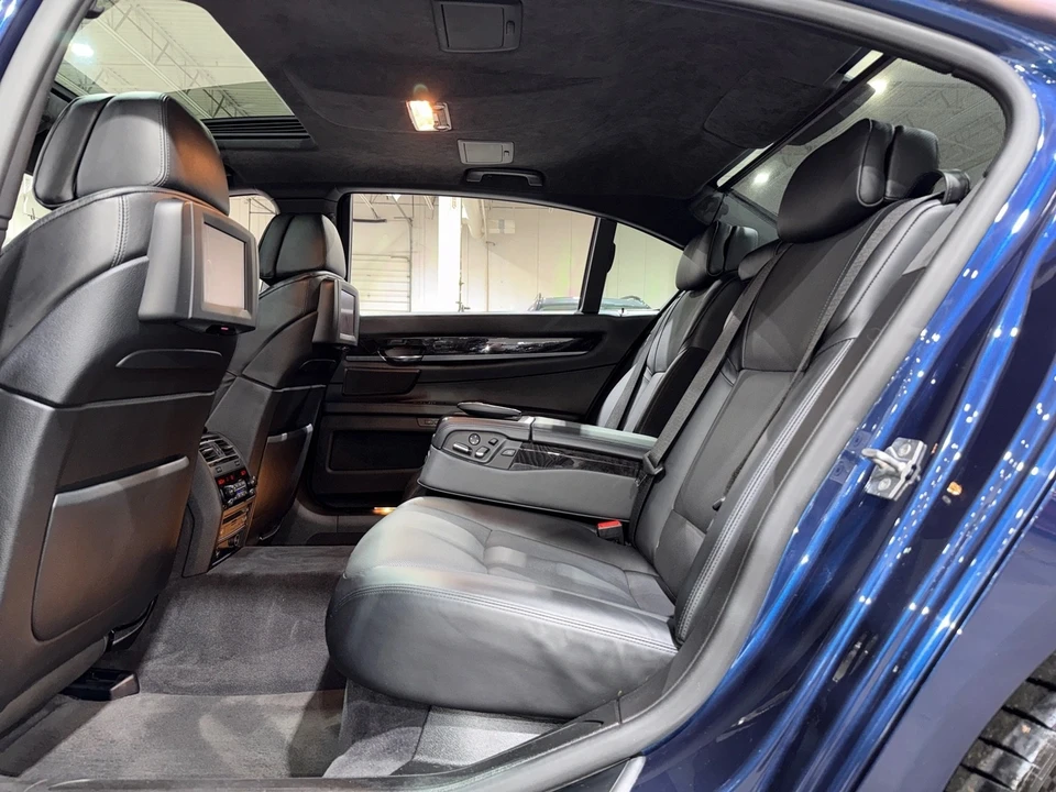 2012 BMW Alpina B7 - Image 12 of 12