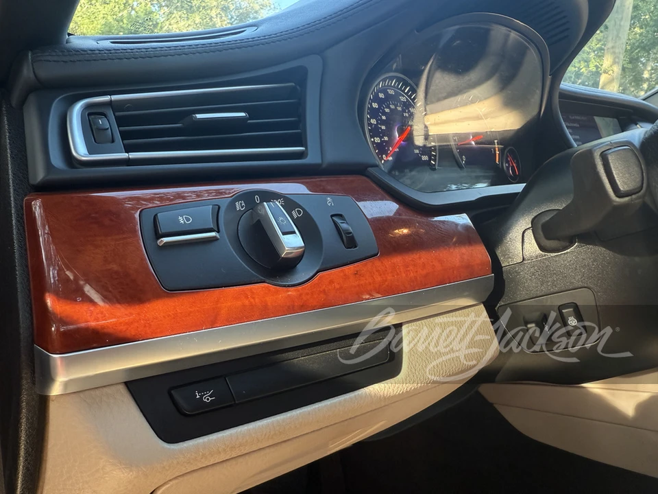 2012 BMW Alpina B7 - Image 26 of 31